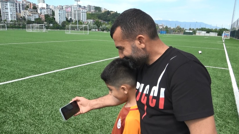 Samsun'da oynanan Türkiye maçında gündem olan çocuk konuştu