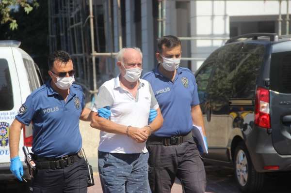 Alanya'da Hollandalı şahıs 13 yaşındaki çocuğa cinsel taciz iddiasıyla tutukland