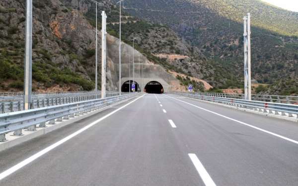 Amasya'da 1,2 milyar TL'lik çevre yolu 25 Temmuz'da açılıyor 