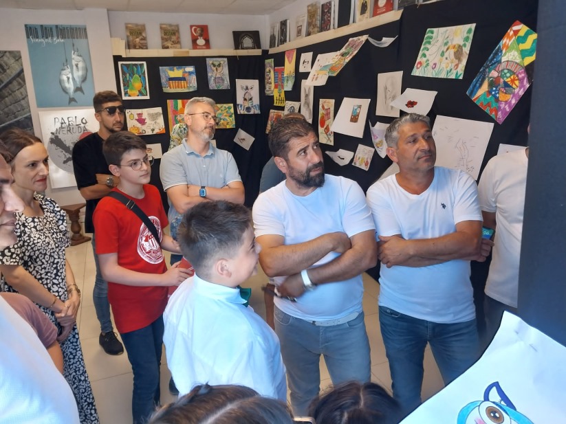 Minik Ressam Ahmet Demircan ilk kişisel sergisini açtı