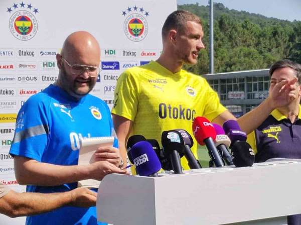 Edin Dzeko: 'Fenerbahçe her zaman şampiyonluk için oynar, ben de bunun için buradayım'