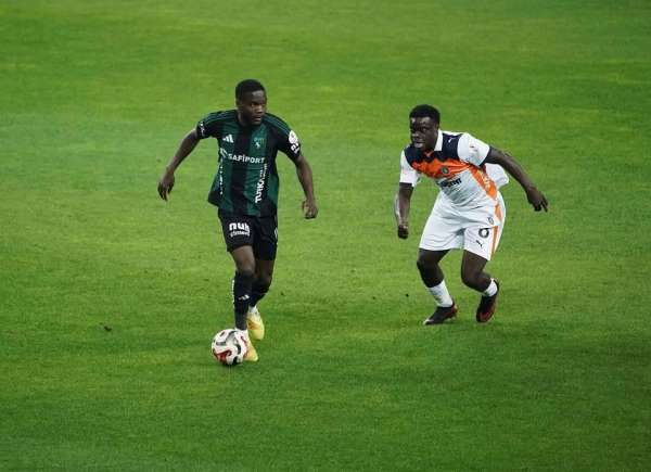 Kocaelispor, Show ile 3 yıllık sözleşme imzaladı