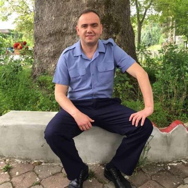 Lösemi hastası genç, ilik bekliyor