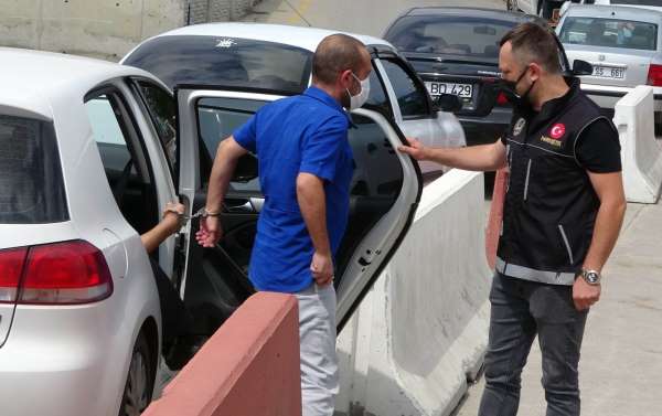 Samsun'da imal ettikleri 8 kilo bonzaiyi paketlerken yakalanan 2 kişi tutuklandı