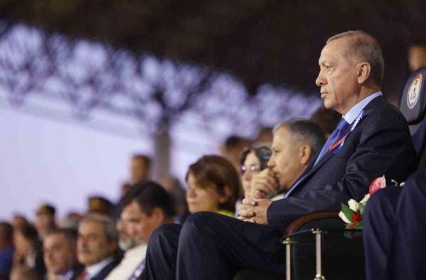 Cumhurbaşkanı Erdoğan: 'Teröristler Türk adaletine teslim olacaklar ya da devletimizin demir yumruğuyla yüzleş