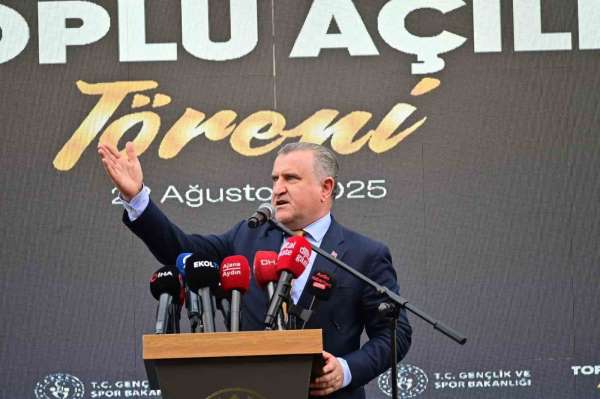 Bakan Bak: 'Türkiye bir spor devrimi yaşamaktadır'