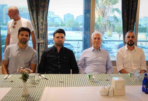 Büyükşehir Belediye Başkanı Mustafa Bozbey'den Bursaspor'a ziyaret