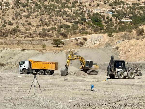 Mardin Valiliği ve Büyükşehir Belediyesi'nden spora yeni tesis desteği