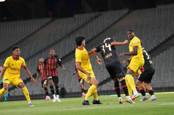 Trendyol Süper Lig: Fatih Karagümrük: 0 - Göztepe: 2