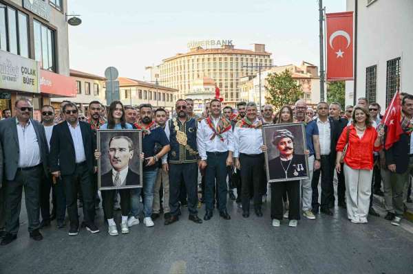 Geleneksel Kurtdereli Mehmet Pehlivan Yağlı Güreşleri'nin 1. günü kortejle sona erdi