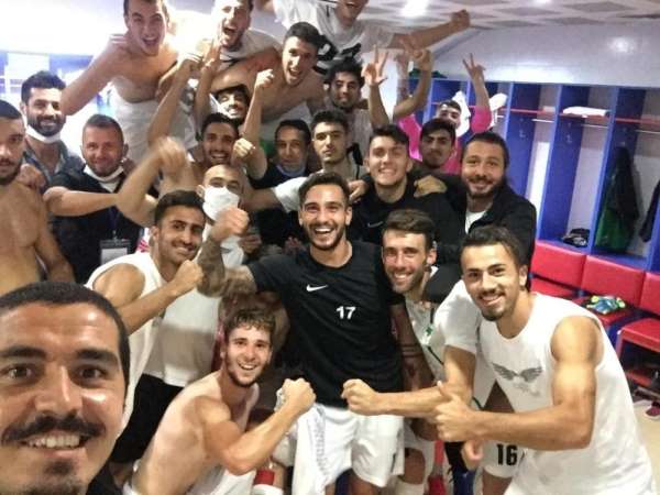 Mamak Belediyesi Futbol Takımı ilk maçında göz doldurdu 