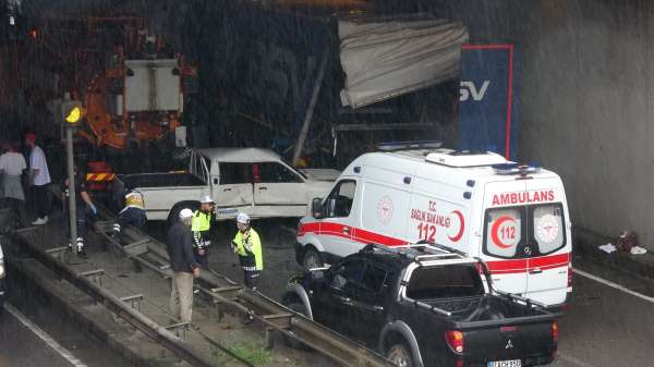 Trabzon'da 7 araçlı zincirleme trafik kazası: 3 yaralı