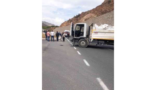 Gümüşhane'de trafik kazası: 5 yaralı - Gümüşhane haber