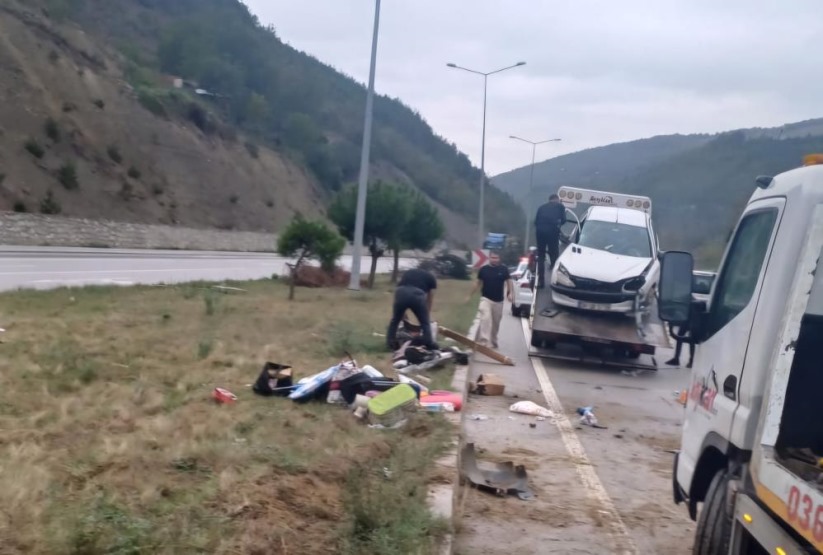 Samsun'da zincirleme trafik kazası: 4 yaralı