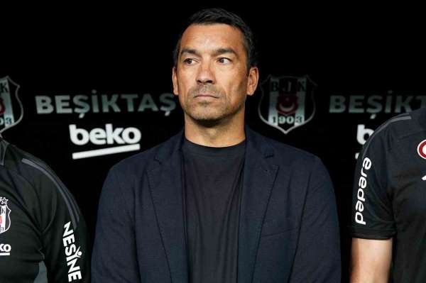 Giovanni van Bronckhorst, Nevio Scala'dan sonra bir ilki başardı!