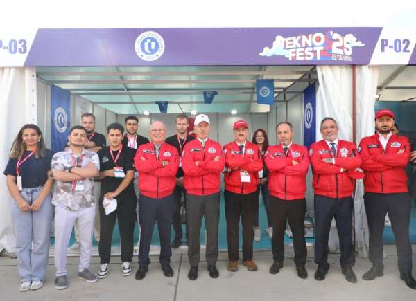 Uşak Üniversitesi, Türkiye'nin gururu TEKNOFEST 2025'te bilim ve teknoloji tutkunlarıyla buluştu