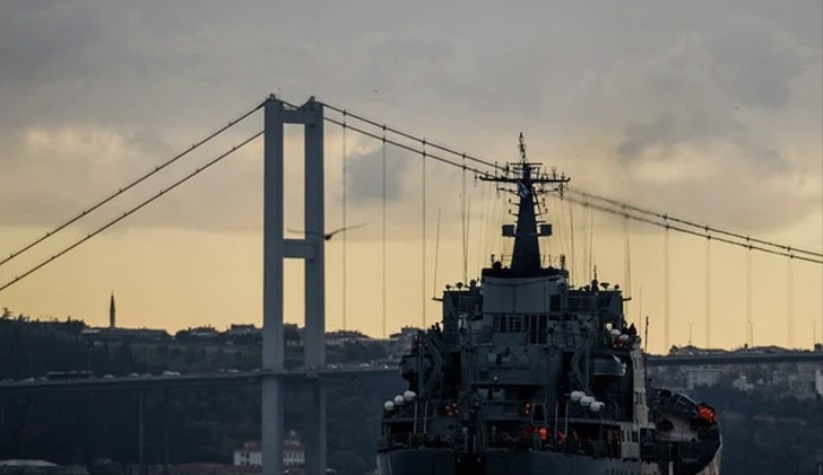 Yaşlı, karanlık ve sigortası şüpheli: Boğaz'ı tehdit eden tankerler