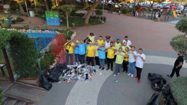 Tekirdağ'da sokaklar hareketlendi: Spor yaptılar, çöp topladılar