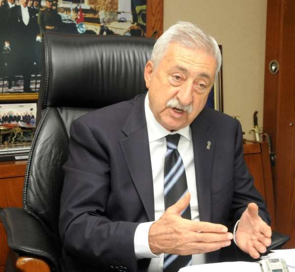 Palandöken: 'Bankalar işlem ücretlerini limite göre almalı' 
