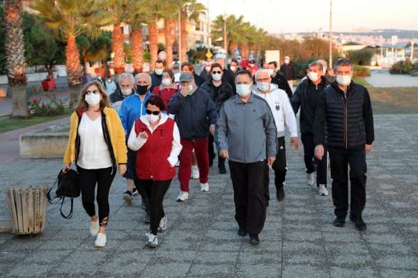 Başkan Deveci kent sakinleriyle birlikte sağlık için 10 bin adım attı