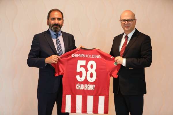 İspanya Büyükelçisi'ne Sivasspor forması hediye edildi 