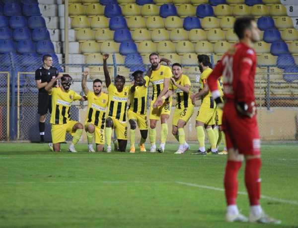 TFF 1. Lig: Menemenspor: 2 - Bursaspor: 1 