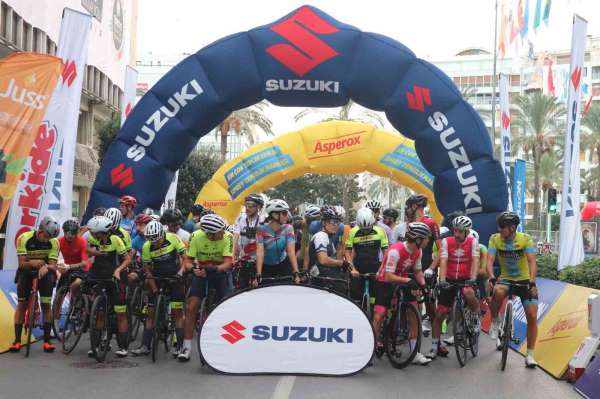 Turkcell Granfondo Yol Bisiklet Yarışı, İzmir'de başladı