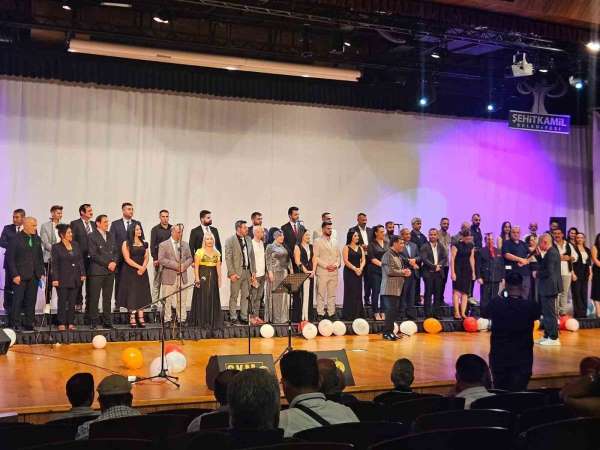 81 ilden 81 sanatçı, duygulandıran şarkı ile 'Terörsüz Türkiye' sürecine destek verdi