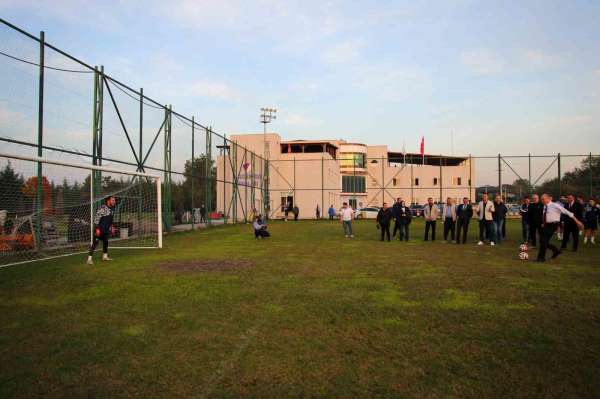 Başkan Özlü'den Düzcesporlu oyunculara prim sözü verdi