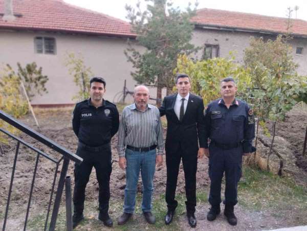 Güdül Kaymakamı'nın ilk ziyareti şehit aileleri oldu