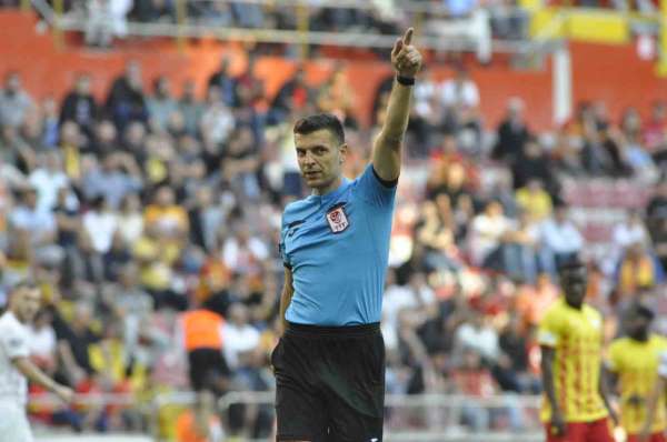 Konyaspor - Beşiktaş maçının VAR'ı Ümit Öztürk oldu