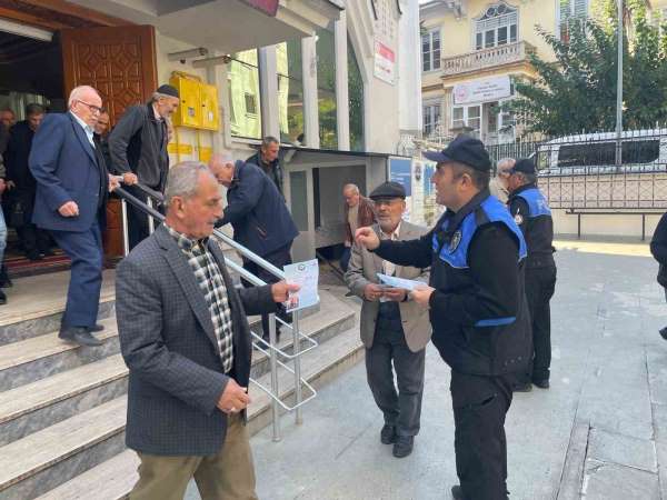 Samsun polisinden camilerde 'dolandırıcılık' uyarısı