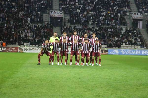 Elazığspor, Isparta'ta 21 futbolcuyla gidiyor
