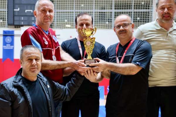 Niğde'de Kamu Spor Oyunları'nda üç branşın şampiyonları belli oldu