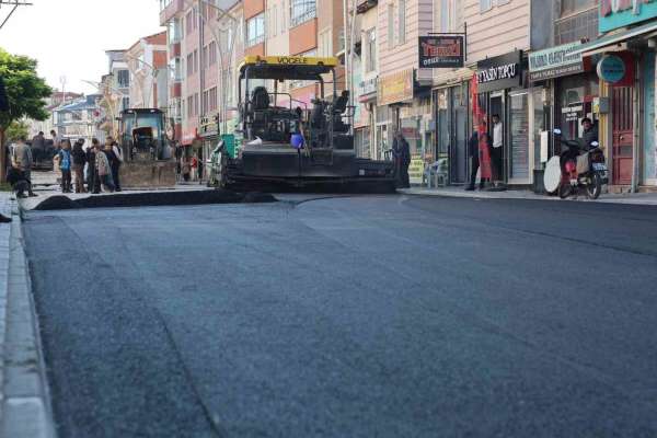 Vezirköprü'de sıcak asfalt çalışması
