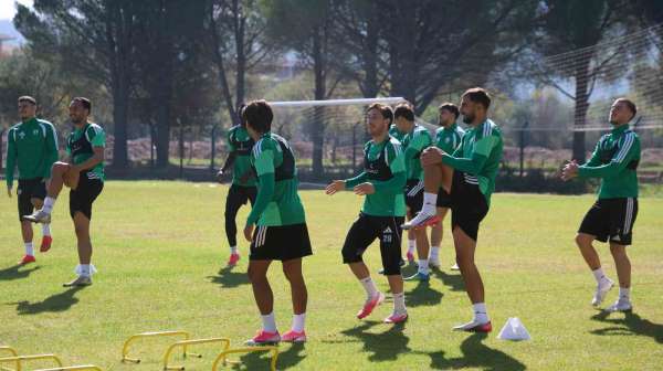 Yalçın Koşukavak: 'İstanbulspor karşısında galibiyet umut ediyorum'