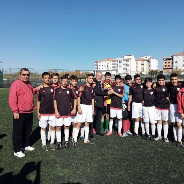 Malatya U14 Amatör Ligi'nde şampiyon Eski Malatya oldu 