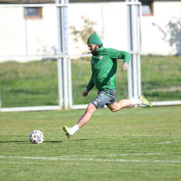 Bursaspor ara vermeden 1922 Konyaspor maçı hazırlıklarına başladı 