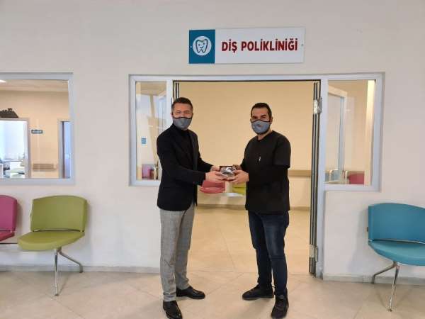 Mustafa Temel'den diş hekimlerine özel maske