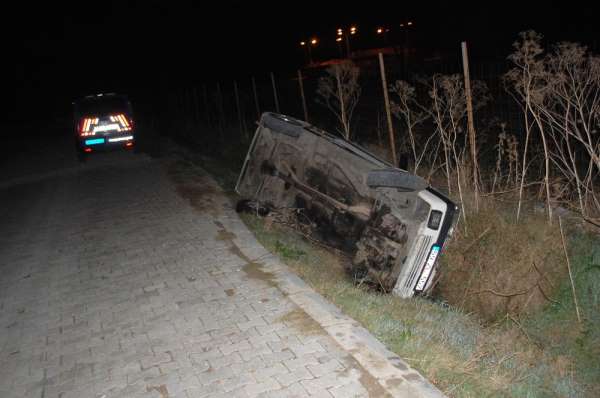 Sokağa çıkma kısıtlamasında kaza: Şarampole devrilen otomobil sürücüsü yaralandı