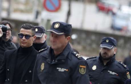 Cristiano Ronaldo'ya 23 ay hapis cezası!