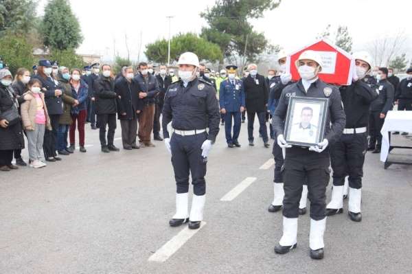 Susurluk'ta görevi başında şehit olan polis memuruna tören
