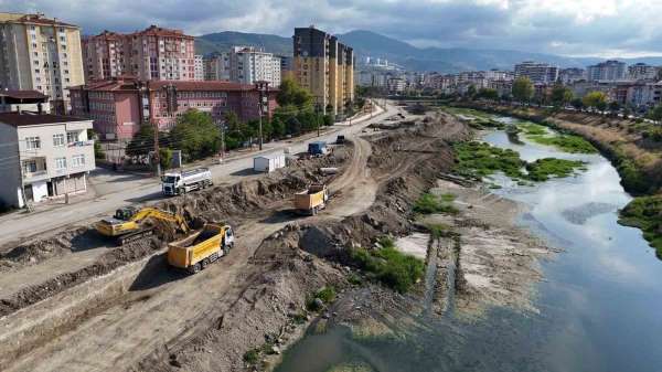 Başkan Sandıkçı: 'Mert Irmağı çevresini yeni ve modern bir görünüme kavuşturacağız'