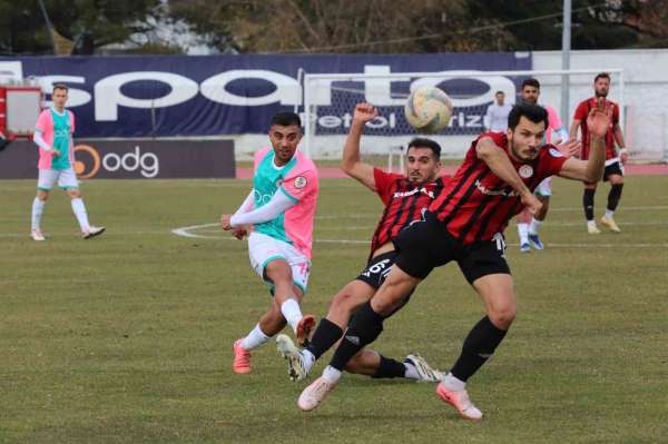 TFF 2. Lig: Isparta 32 Spor: 0 - Karaköprü Belediyespor: 0