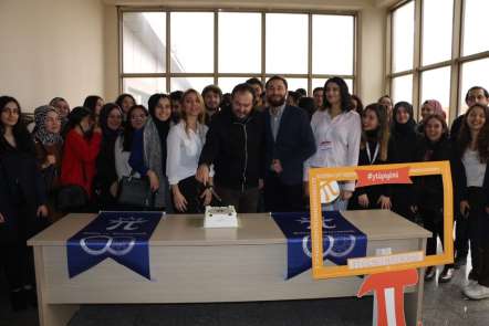 SAÜ'de Matematik Bölümünden Pi günü çıkarması 