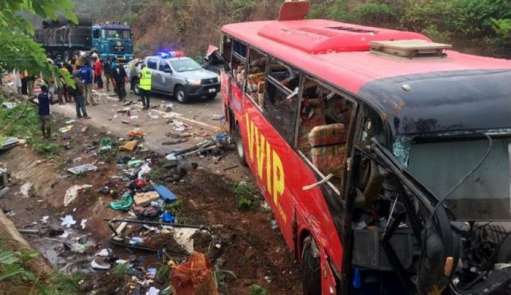 Gana'da otobüs kazası: 60 ölü