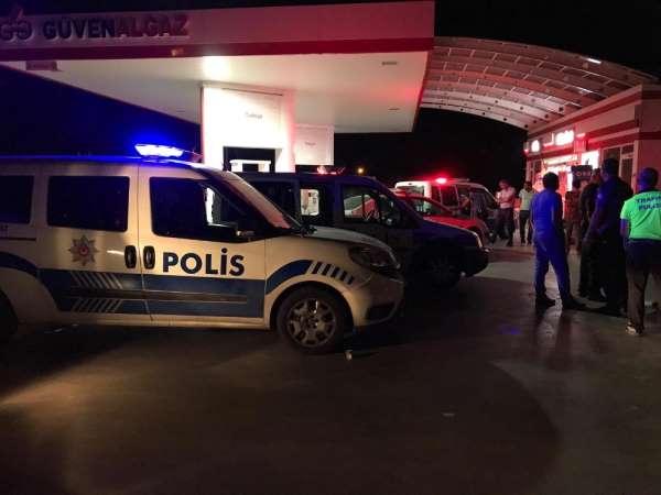 Kuşadası'nda otogaz istasyonuna silahlı 3 kişi saldırıda bulundu, 1 kişi yaralan