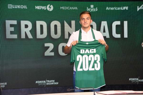 Konyaspor, Erdon Daci'nin sözleşmesini 3 yıl uzattı 