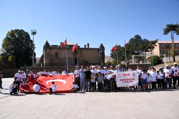Bitlis'te herkes için spor yürüyüşü yapıldı 