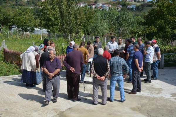 Mahalle sakinleri üst geçit istiyor 
